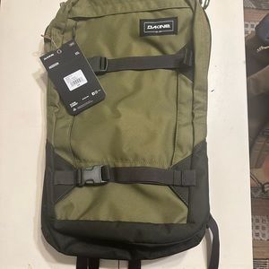 Dakine Mission 25L